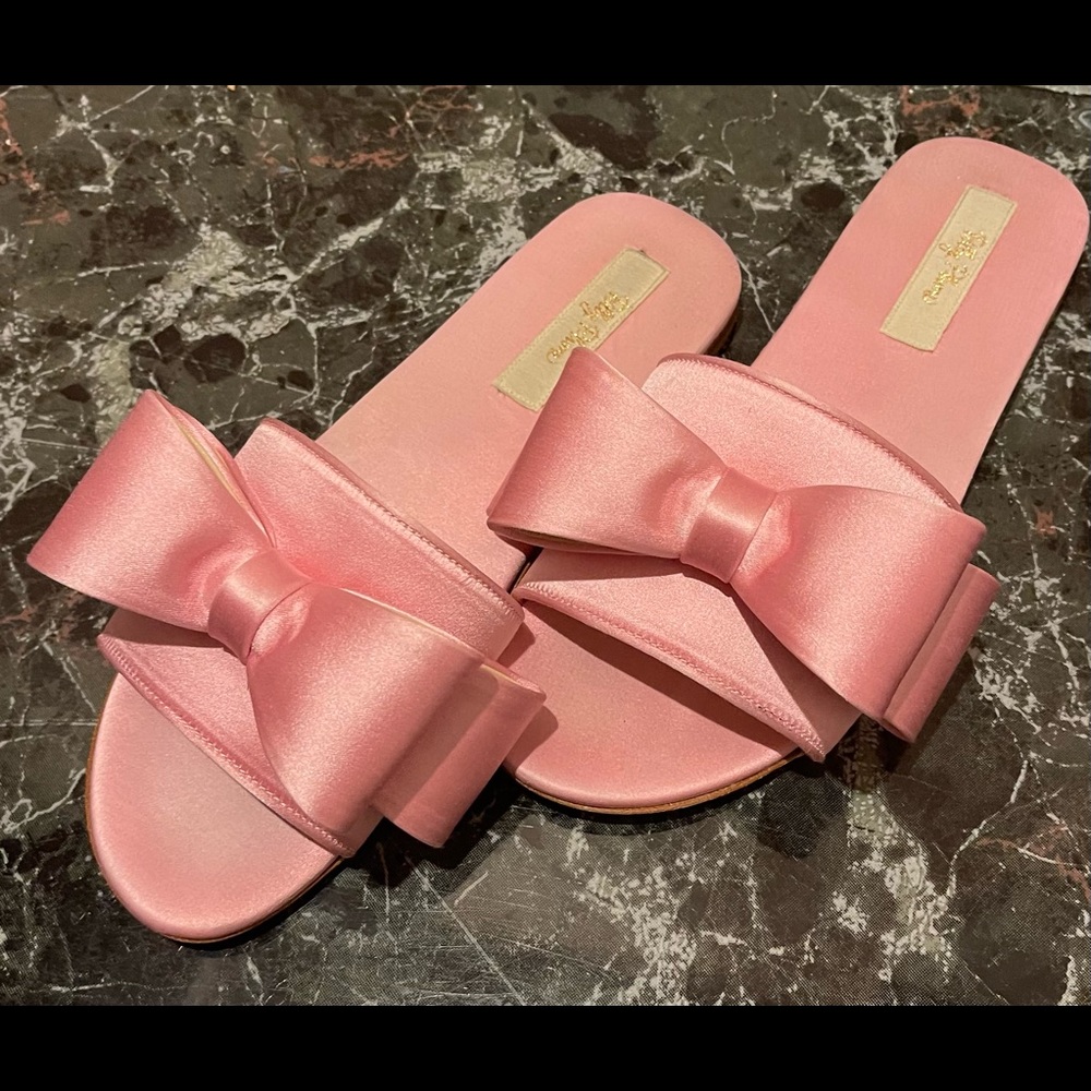 Pretty Pink - image 1